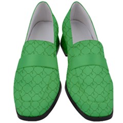 Clover Quatrefoil Pattern Women s Chunky Heel Loafers