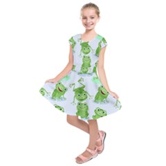 Cute-green-frogs-seamless-pattern Kids  Short Sleeve Dress