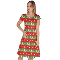 Christmas Papers Red And Green Classic Short Sleeve Dress