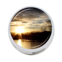 Setting Sun At Lake 4-port Usb Hub (one Side) by trendistuff